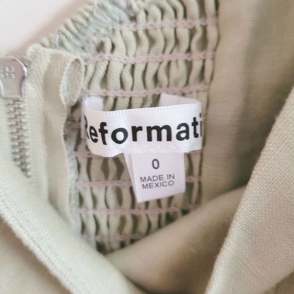 Reformation Davila Linen Dress in Dried Herbs - Picture 9 of 10